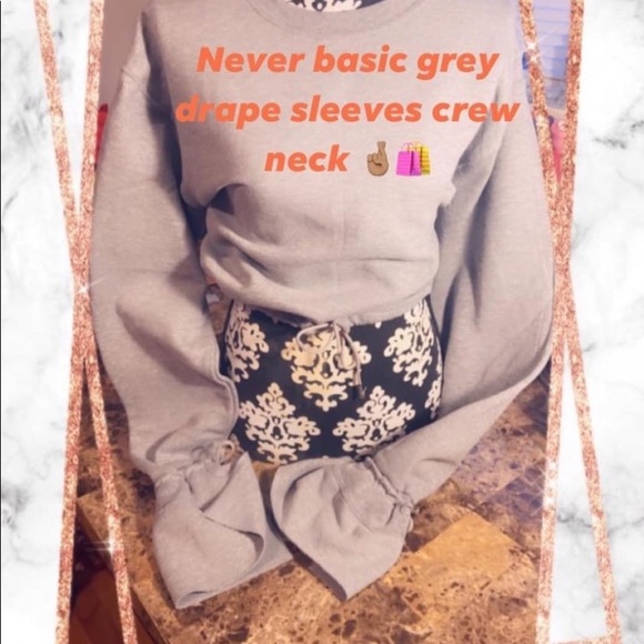 SWEATSHIRT - Picture 9 of 9